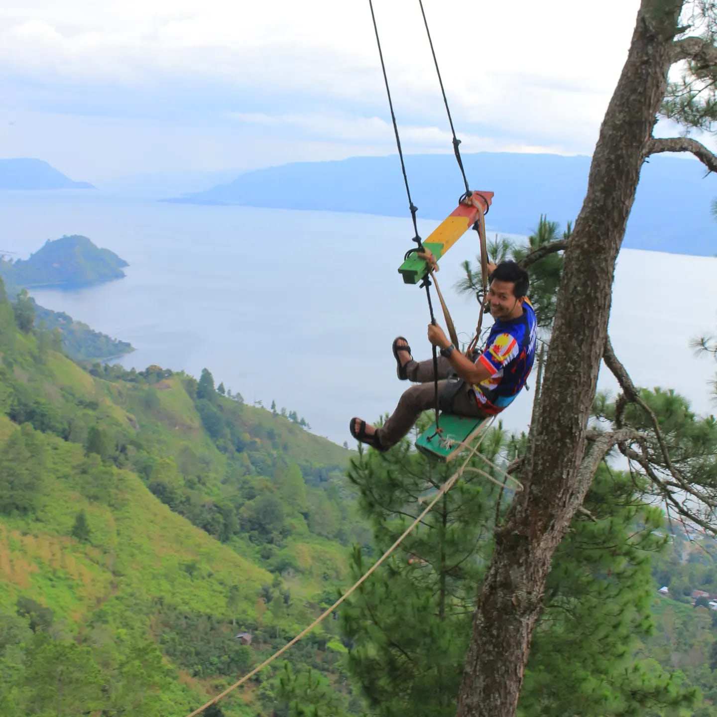 DISCOVER MEDAN & LAKE TOBA (NCLUDE FLIGHT)