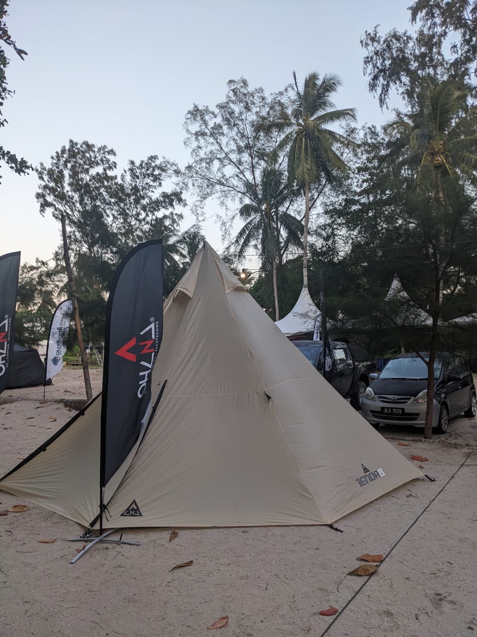 Glamping Tenda 8, Yurts Tent Outdoor, Indian style for 8 people by OHANA